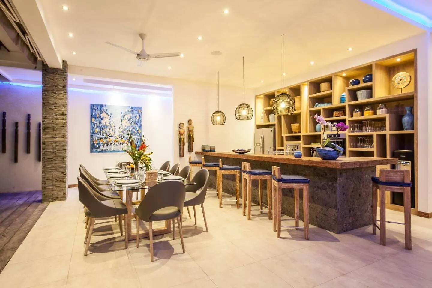 Spacious 4 Bedroom Villa Seminyak Garden And Pool