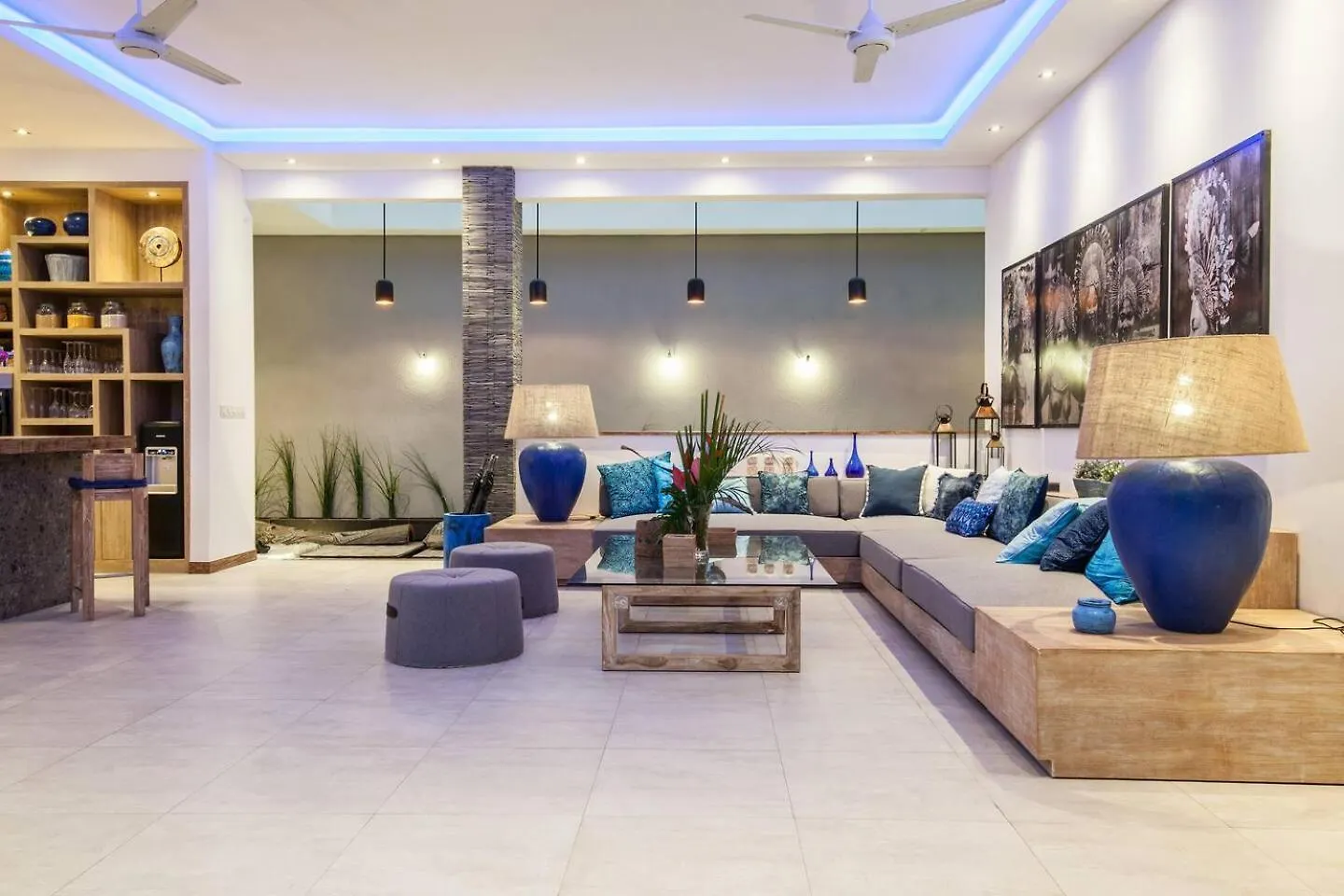 Spacious 4 Bedroom Villa Seminyak Garden And Pool