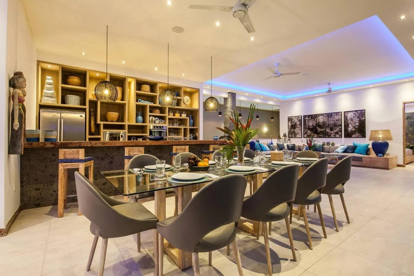 Spacious 4 Bedroom Villa Seminyak Garden And Pool